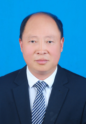 <a href='http://www.zerosun6.com/tags/第一完全學(xué)校/' target='_blank'><u>南陽市第一完全學(xué)校</u></a>高中部校長羅東