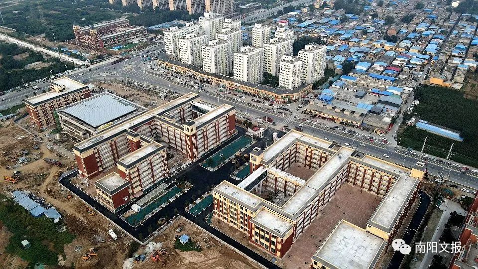 <a href='http://www.zerosun6.com/tags/第五完全學(xué)校/' target='_blank'><u>南陽市第五完全學(xué)校</u></a>